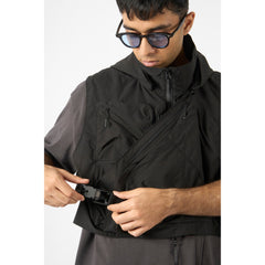 LAKH Flip Snap Pocket Vest Black - OUTERWEAR - Canada