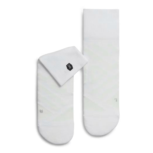 ON Performance Mid Sock White Ivory - ACCESSORIES - Canada