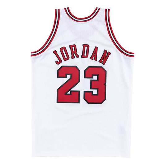 Mitchell & Ness Men NBA Chicago Bulls Authentic Jersey Michael Jordan White ’97-98 AJY18398CBU97MJ - TANK TOPS - Solestop.com - Canada