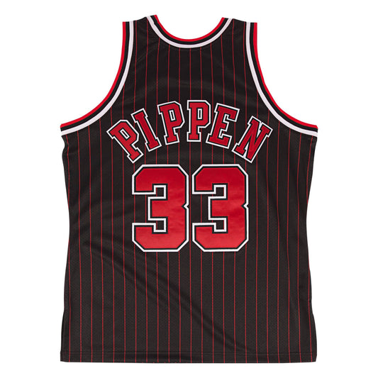 Mitchell & Ness NBA Chicago Bulls Scottie Pippen #33 Black Authentic Jersey 1995-96 722630095SPIPP - TANK TOPS - Solestop.com - Canada